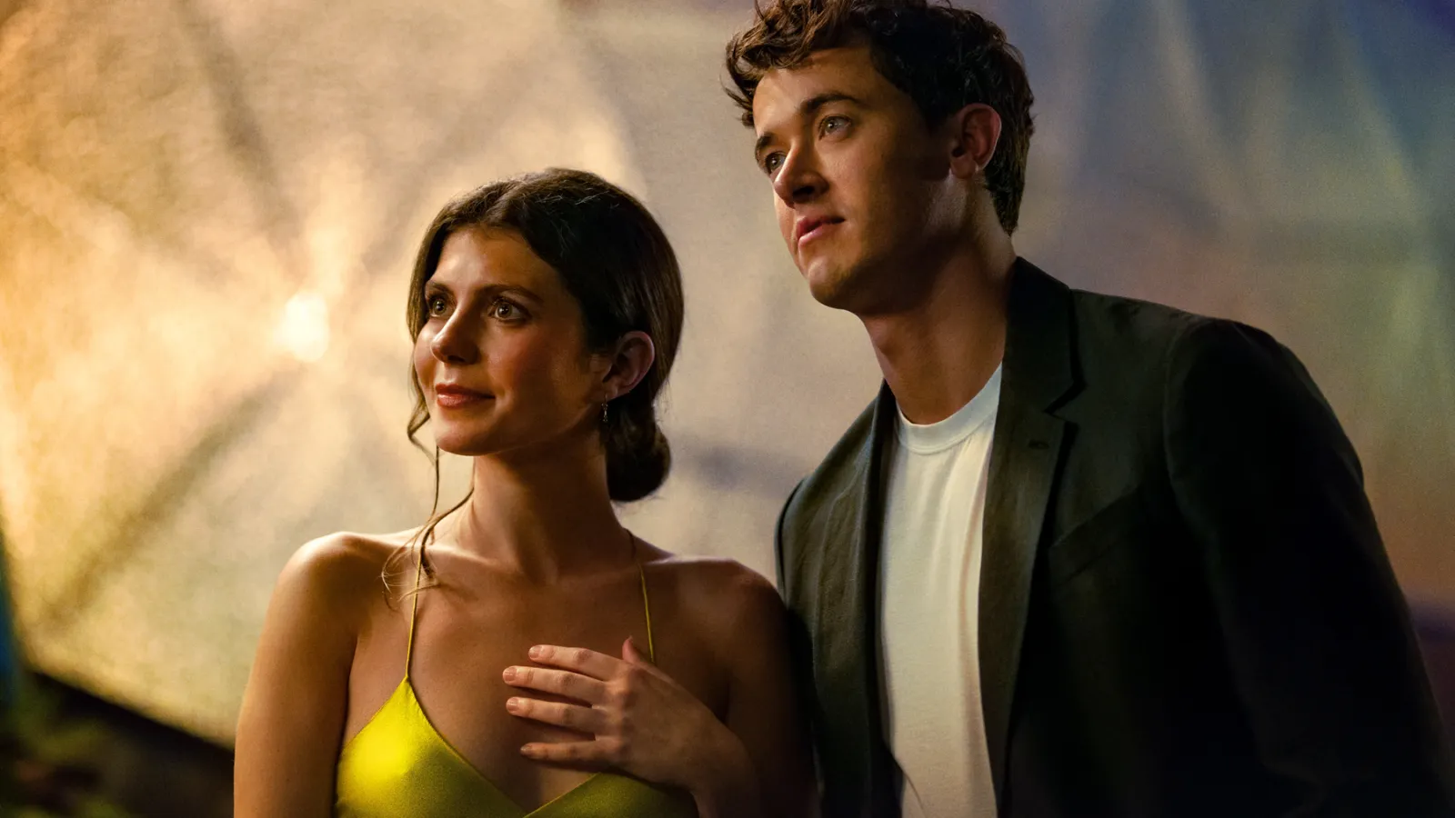 Trailer Shows Alex and Poppy’s Vacation Love Story